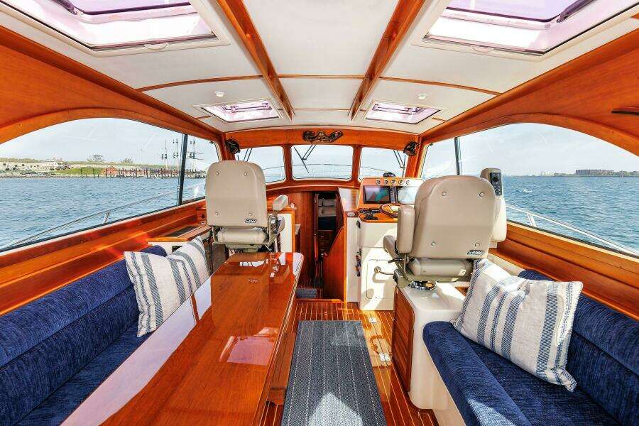 Ruckus 44ft Hinckley Yacht For Sale