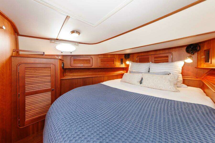 Ruckus 44ft Hinckley Yacht For Sale