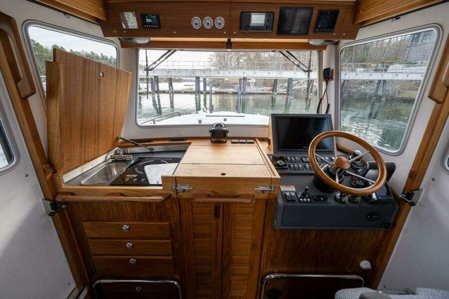 Stock 1 27ft Targa Yacht For Sale