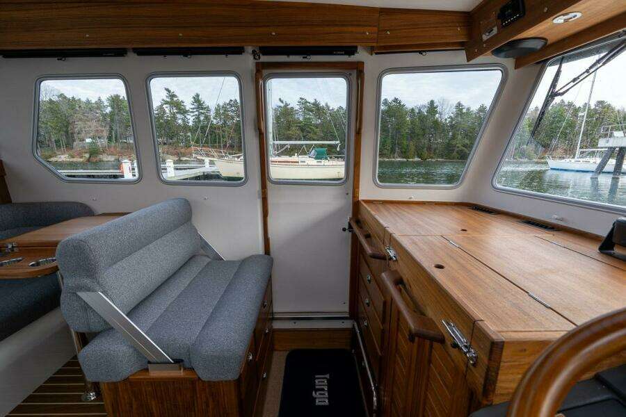 Stock 1 27ft Targa Yacht For Sale