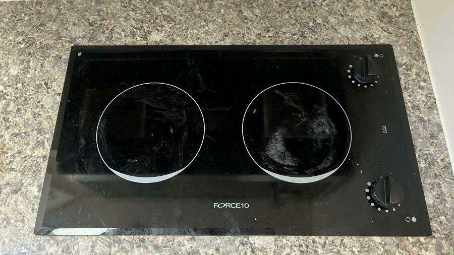 Escape 40ft Hatteras Yacht For Sale