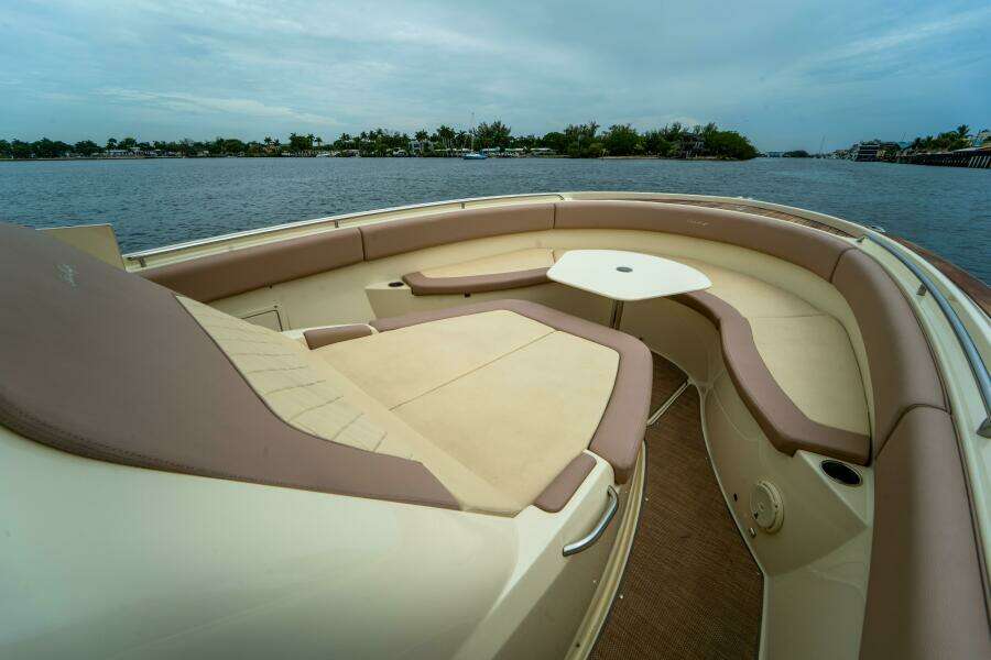 LADY LIBERTY 34ft Chris Craft Yacht For Sale