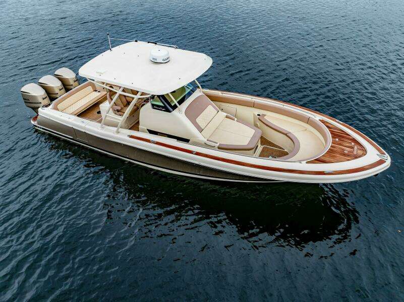 LADY LIBERTY 34ft Chris Craft Yacht For Sale