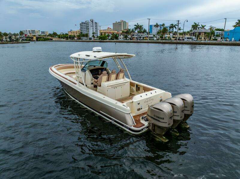 LADY LIBERTY 34ft Chris Craft Yacht For Sale