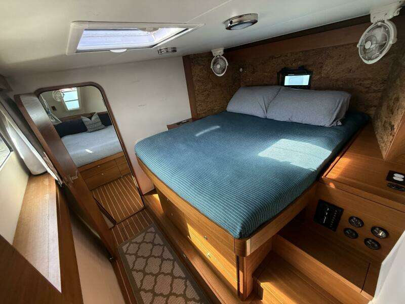 STARSHIP 55ft Gunboat Yacht For Sale