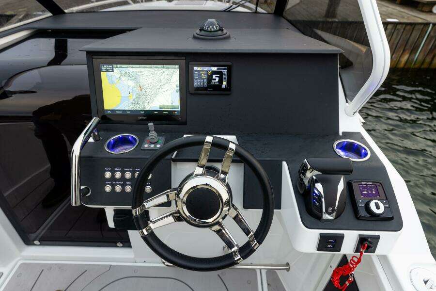 27ft Quarken Yacht For Sale