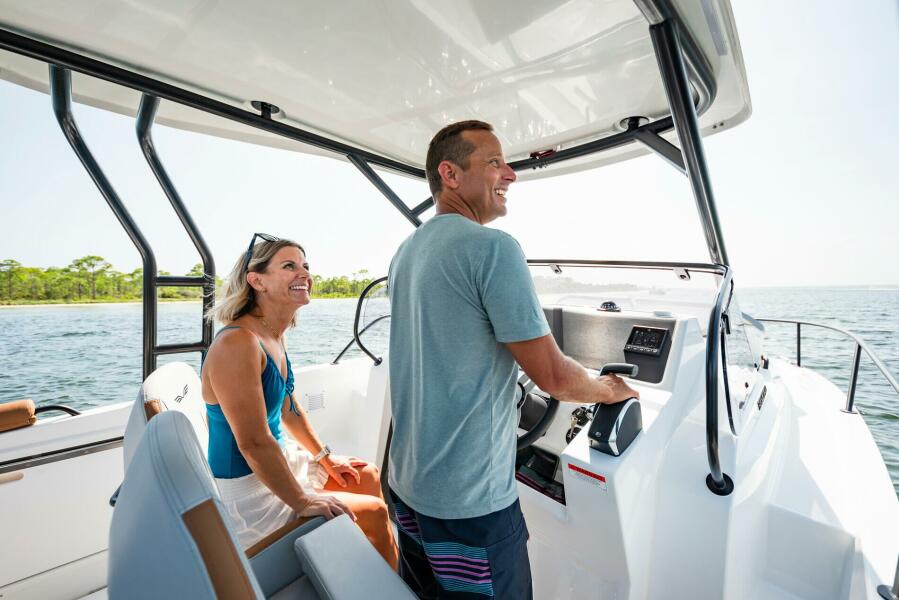 26' 2026 Beneteau Flyer 8 SUNdeck