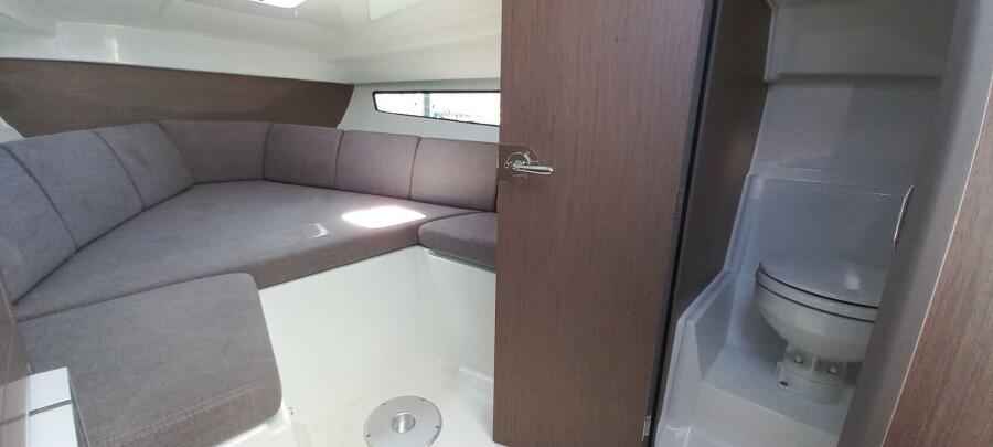 26' 2026 Beneteau Flyer 8 SUNdeck