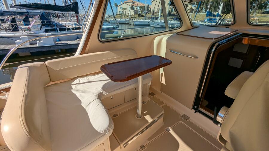 2004 Island Packet 360