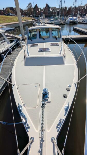 2004 Island Packet 360