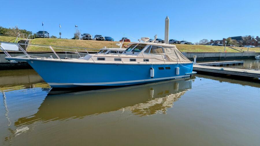 2004 Island Packet 360
