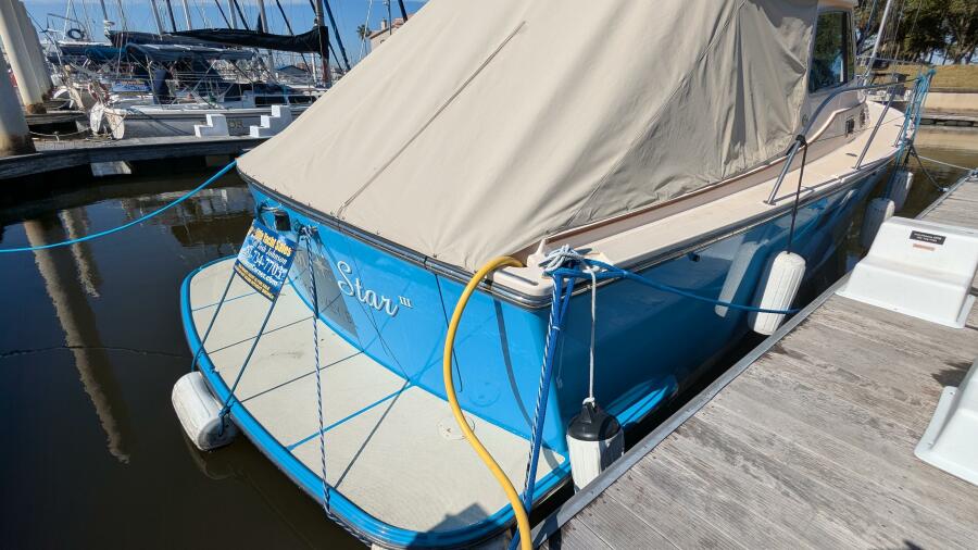2004 Island Packet 360