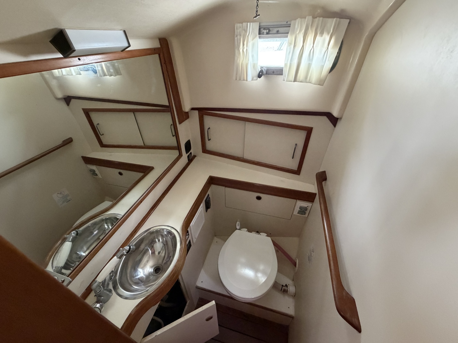 1998 Sabre 36 Fast Trawler