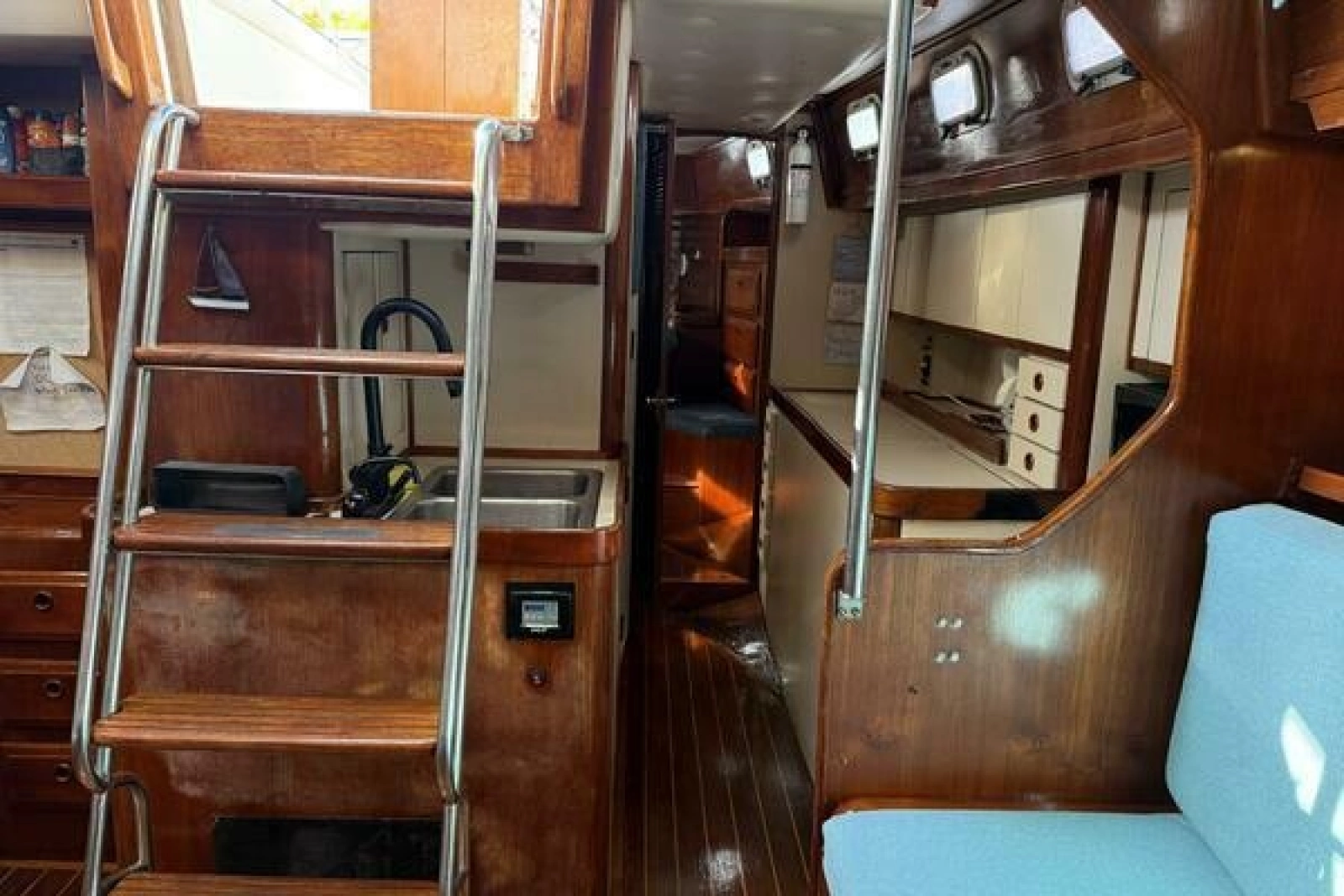 1985 Endeavour 42