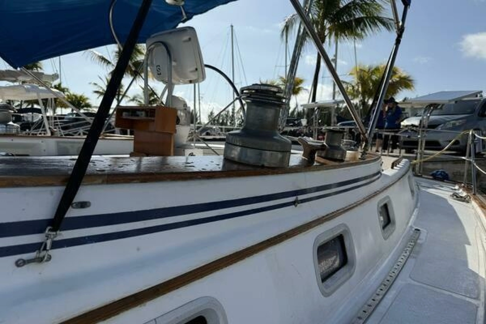 1985 Endeavour 42