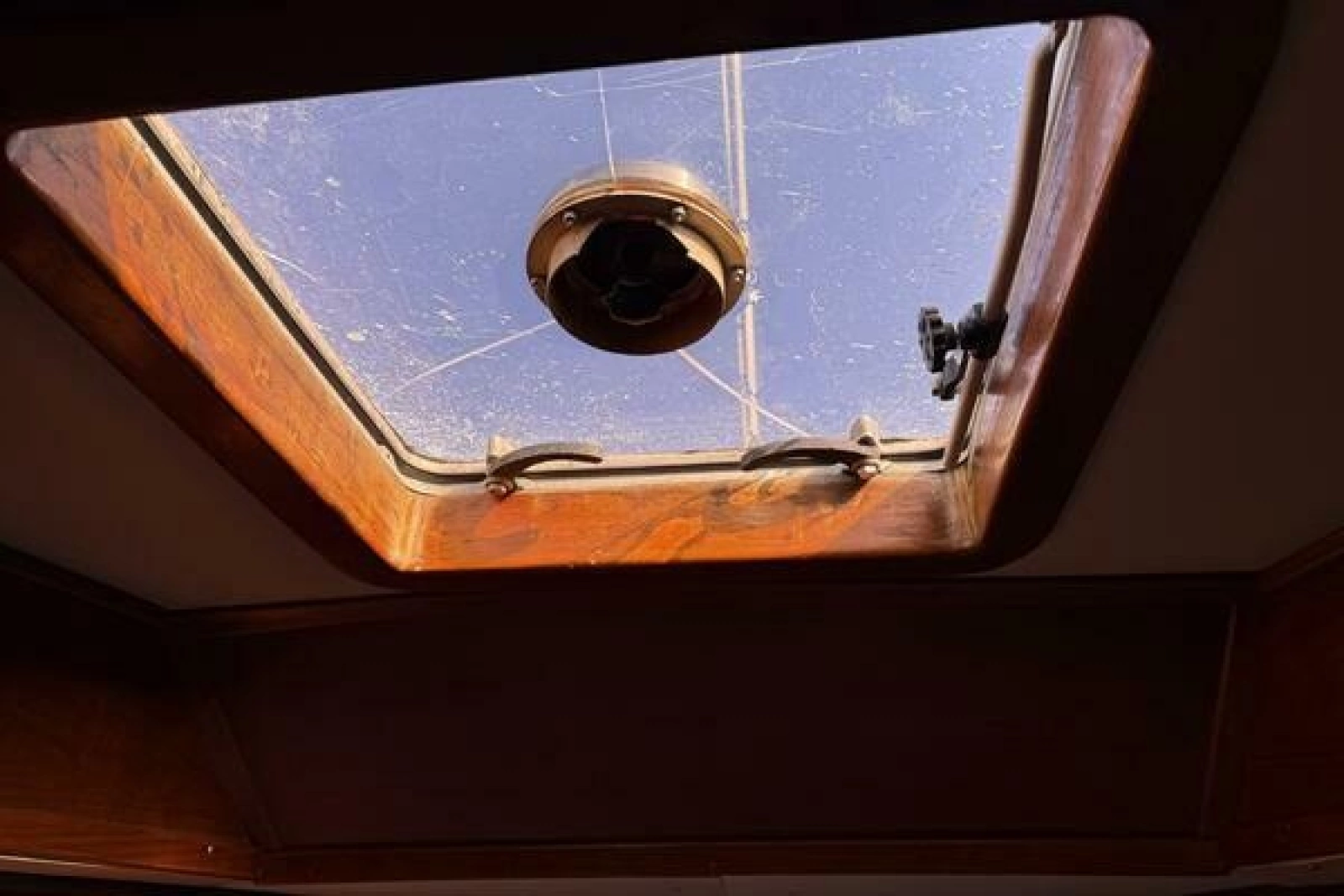 1985 Endeavour 42