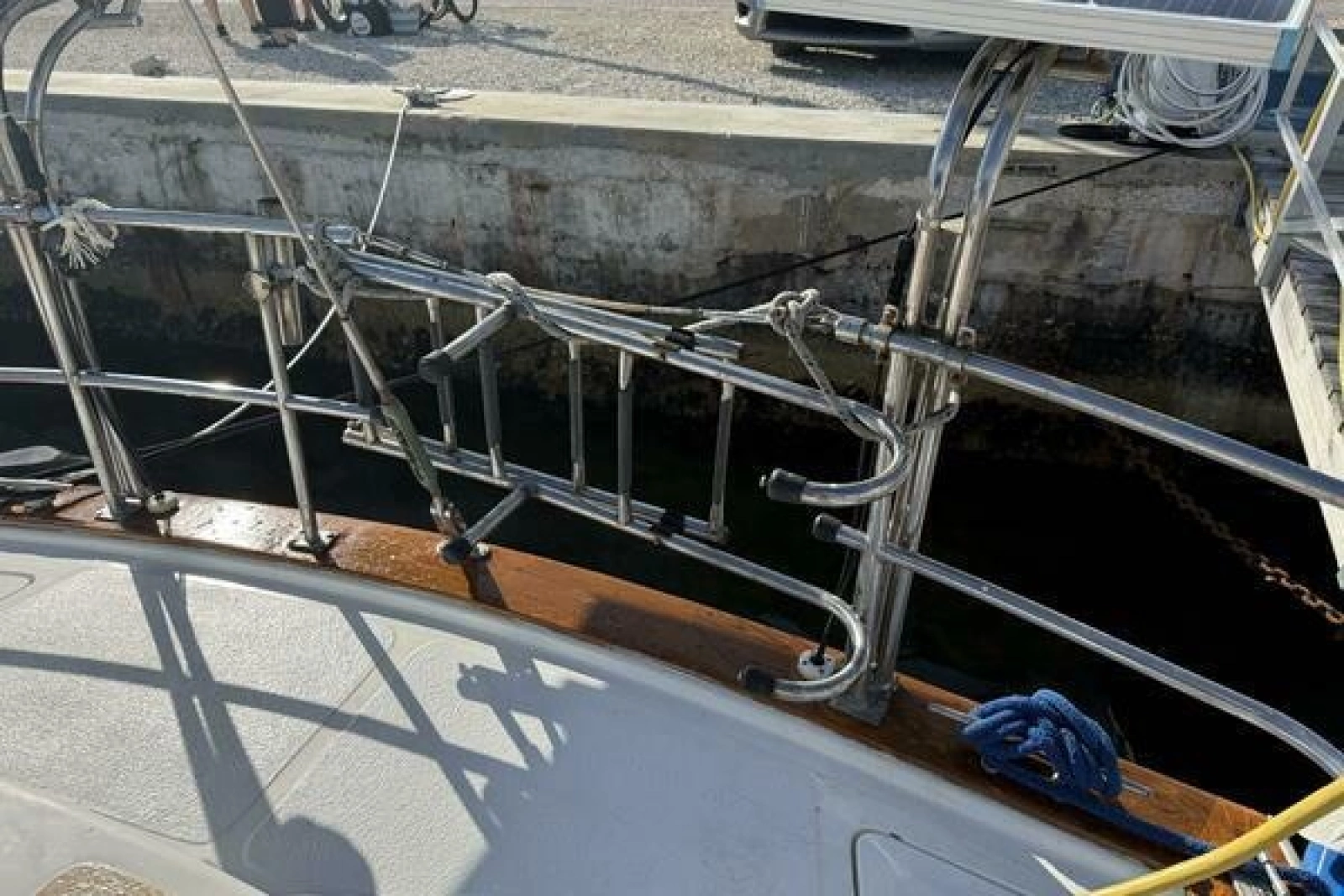 1985 Endeavour 42