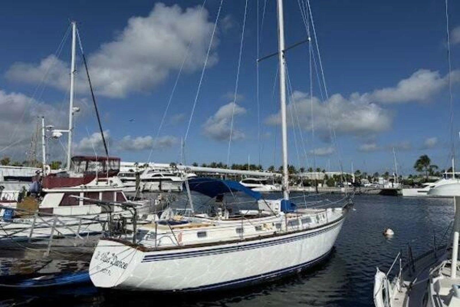 1985 Endeavour 42