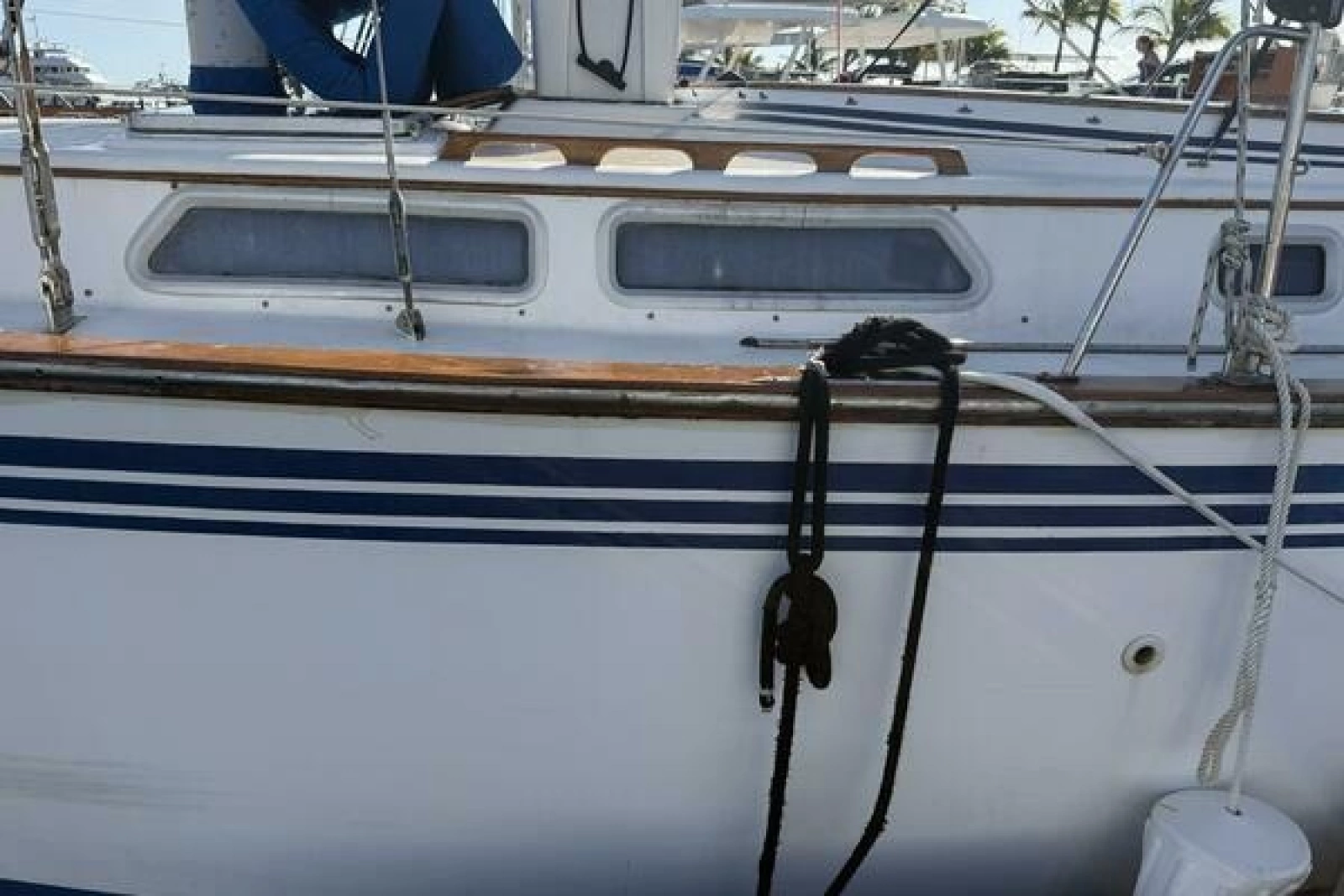 1985 Endeavour 42