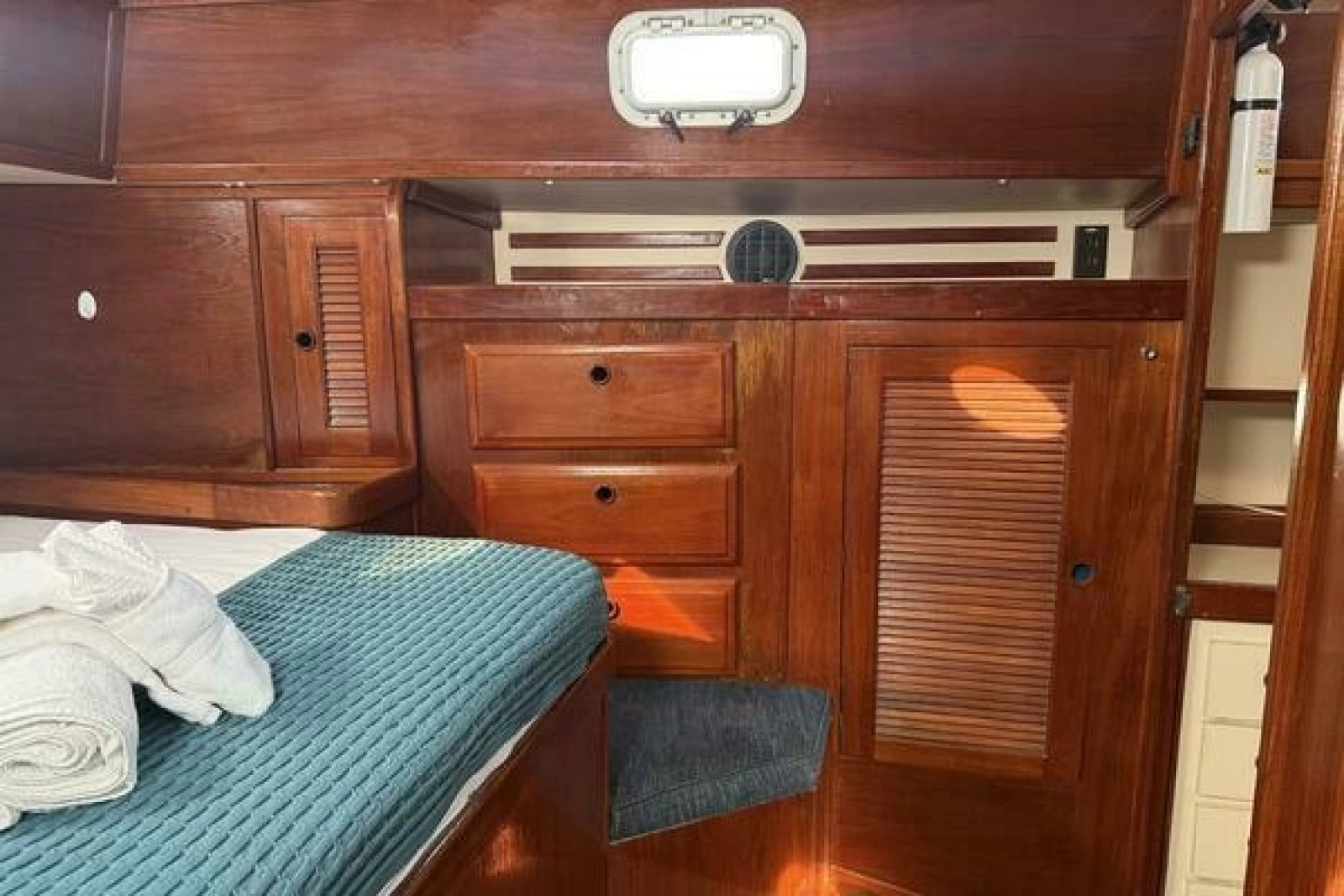 1985 Endeavour 42