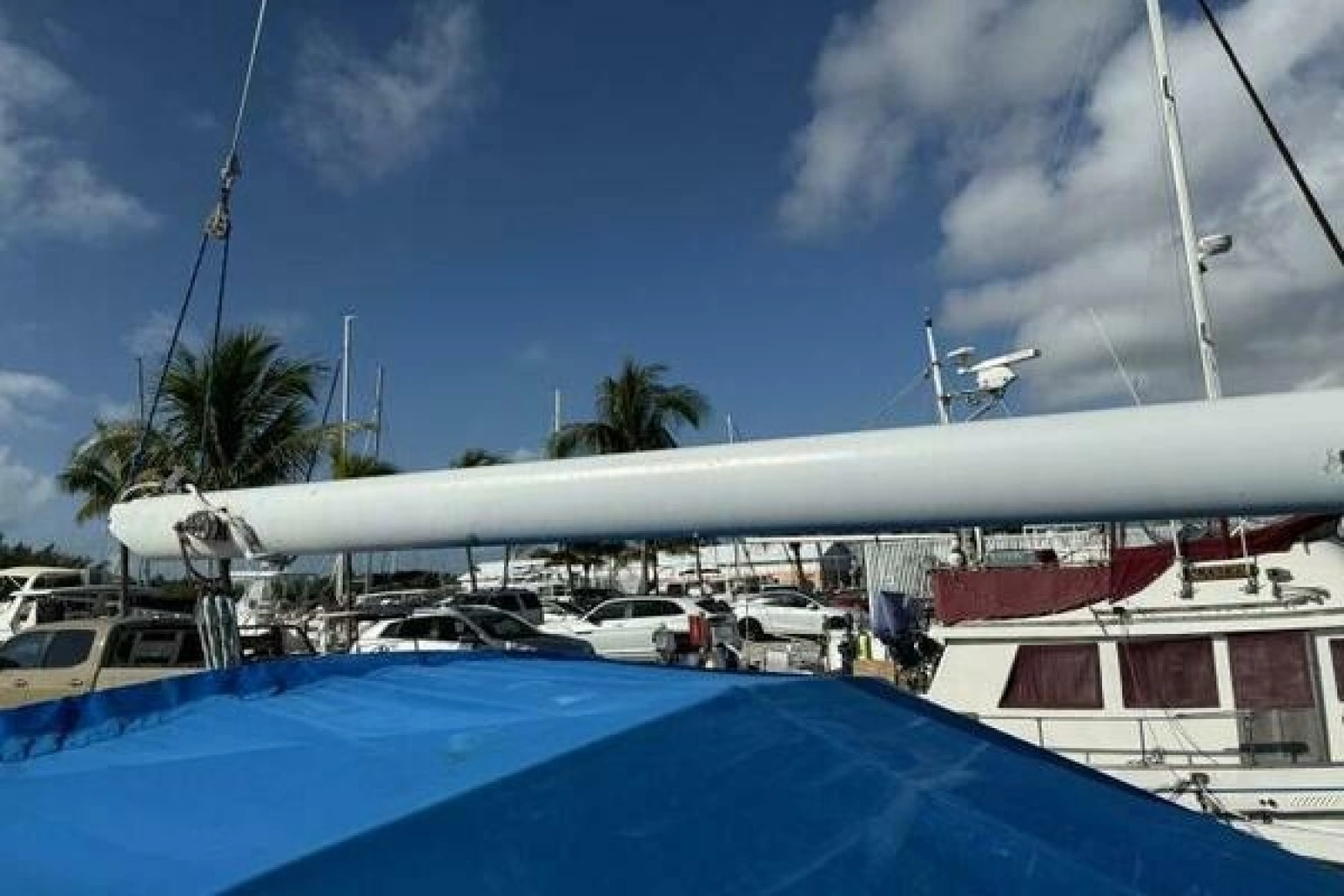 1985 Endeavour 42