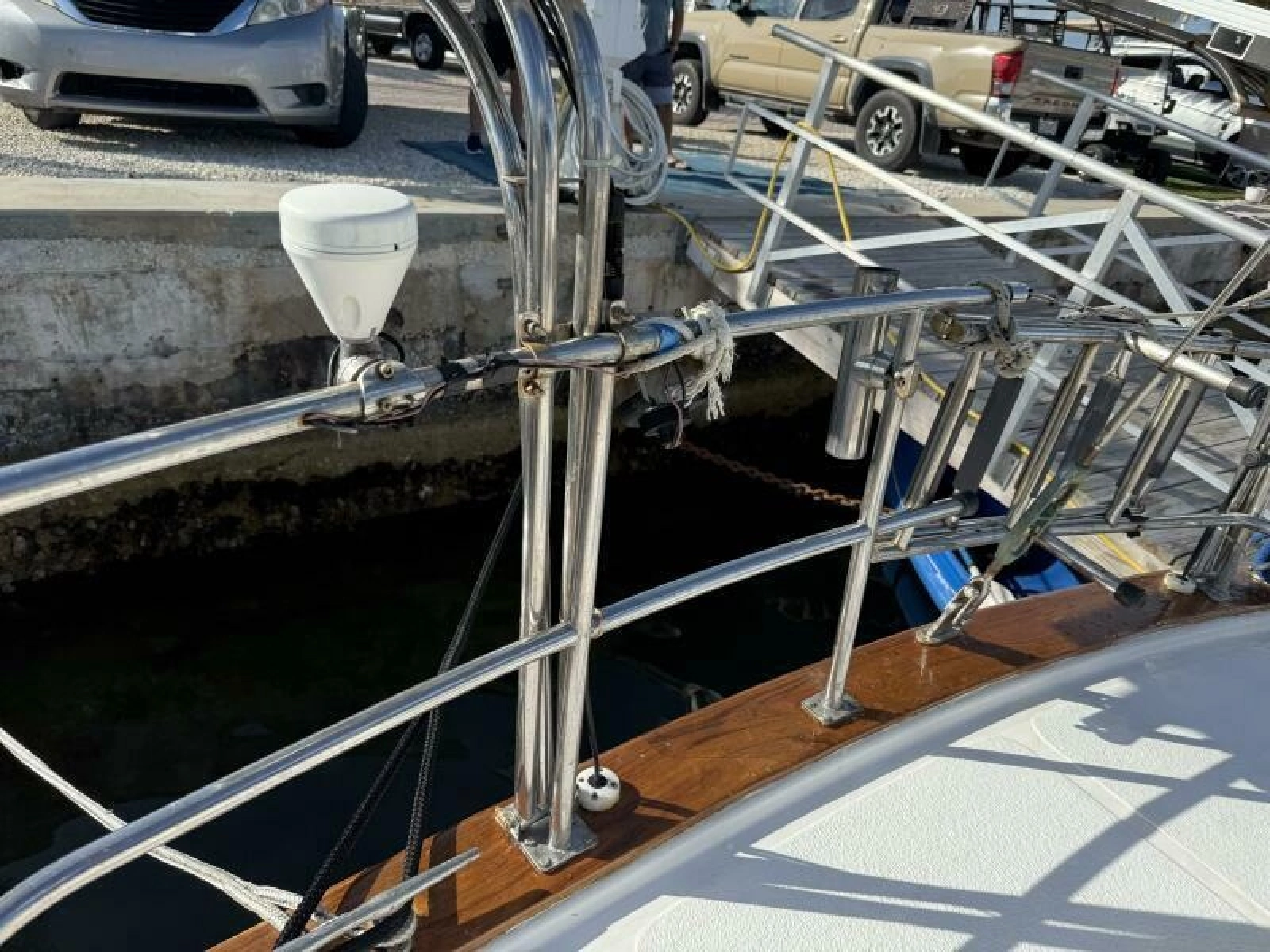 1985 Endeavour 42