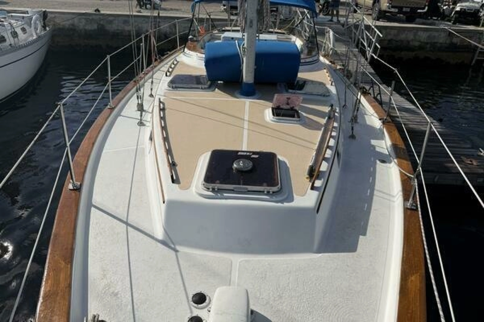 1985 Endeavour 42