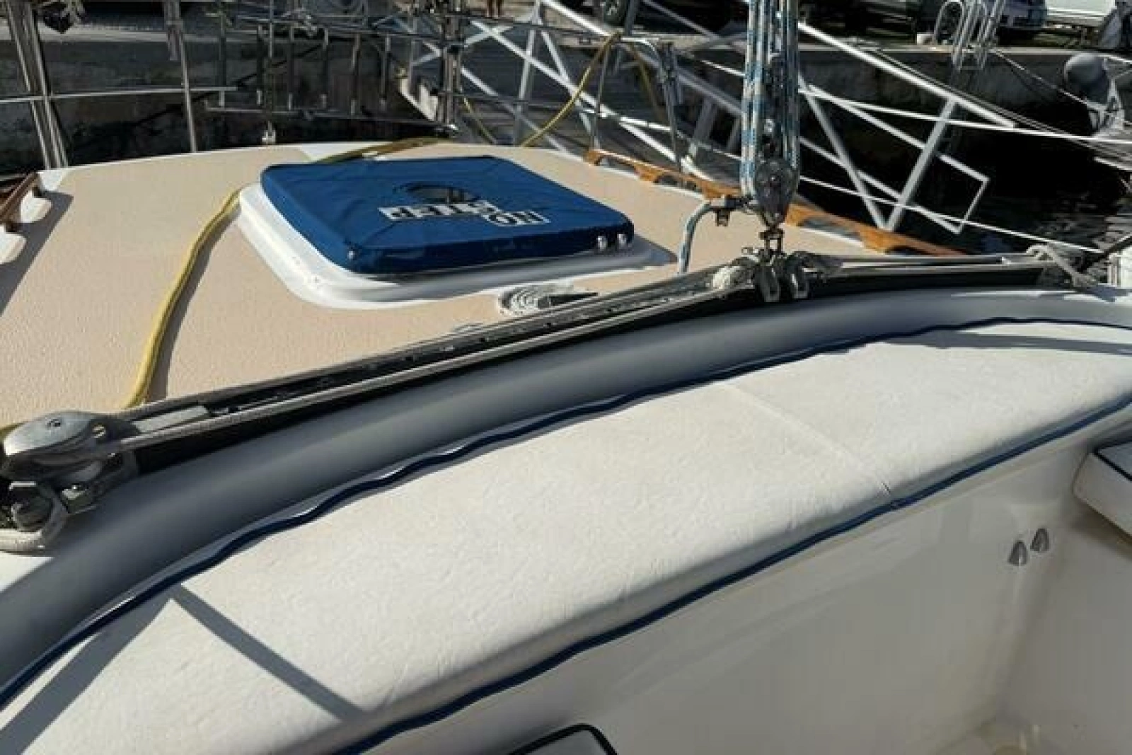 1985 Endeavour 42