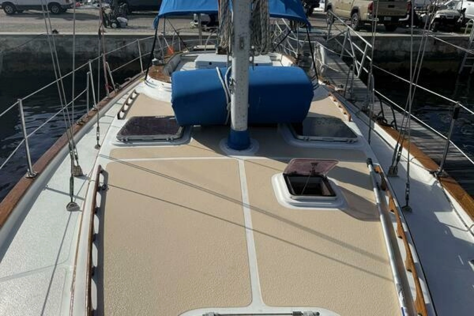 1985 Endeavour 42