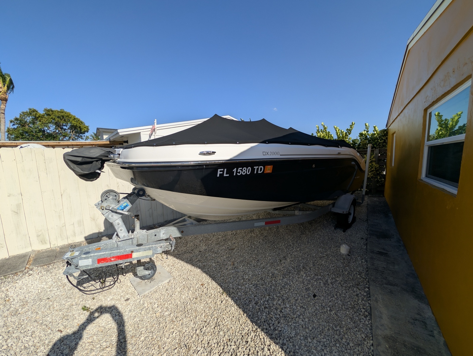 2022 Bayliner DX2000
