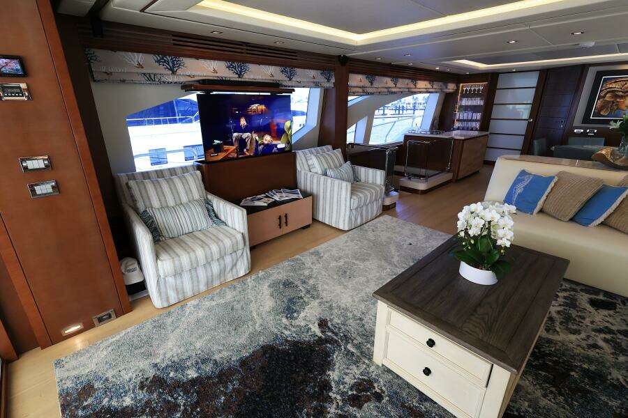 Salon Portside