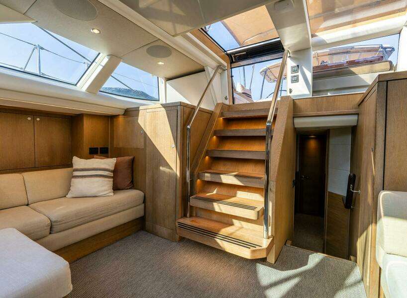 CHAMPAGNE HIPPY 85ft Oyster Yachts Yacht For Sale CHAMPAGNE HIPPY 85ft Oyster Yachts Yacht For Sale