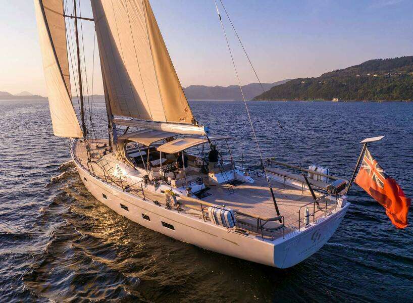 CHAMPAGNE HIPPY 85ft Oyster Yachts Yacht For Sale CHAMPAGNE HIPPY 85ft Oyster Yachts Yacht For Sale