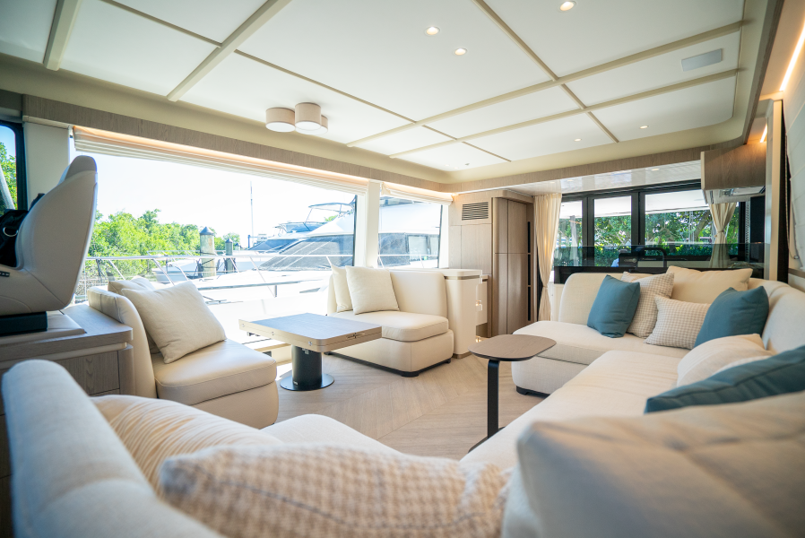 60ft Azimut Yacht For Sale