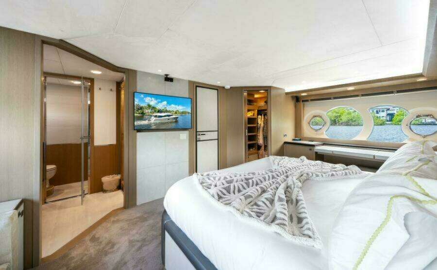 Never Say Never 86ft Monte Carlo Yachts Yacht For Sale