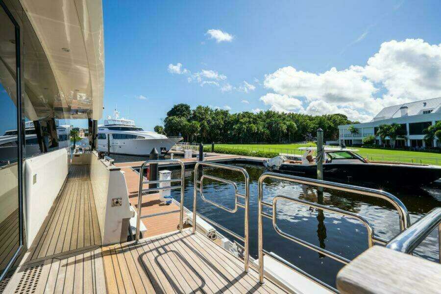 Never Say Never 86ft Monte Carlo Yachts Yacht For Sale