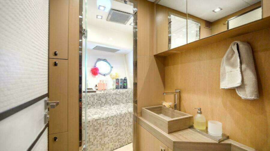 Never Say Never 86ft Monte Carlo Yachts Yacht For Sale