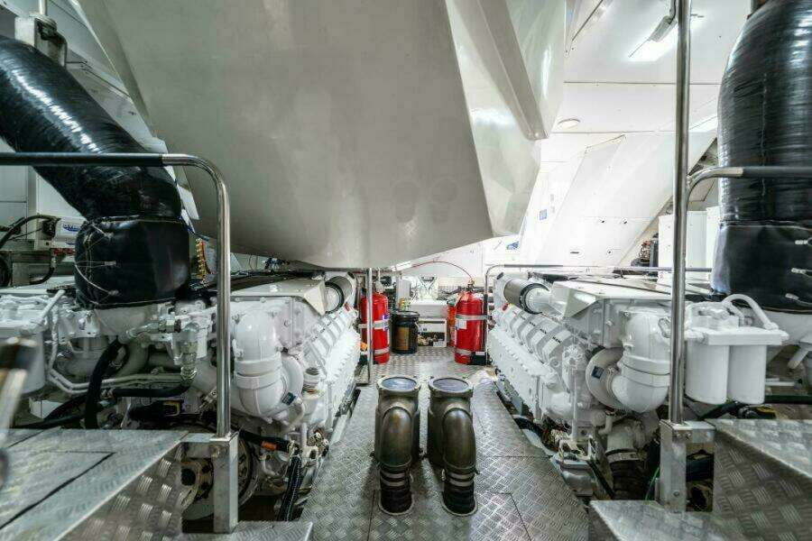 Never Say Never 86ft Monte Carlo Yachts Yacht For Sale