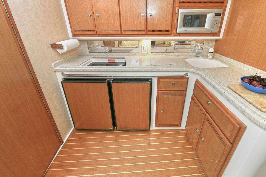 TRIOS 40ft Cabo Yacht For Sale