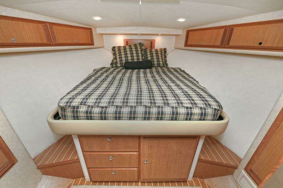 TRIOS 40ft Cabo Yacht For Sale