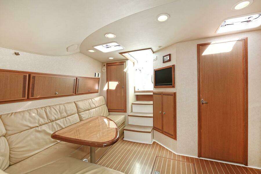 TRIOS 40ft Cabo Yacht For Sale