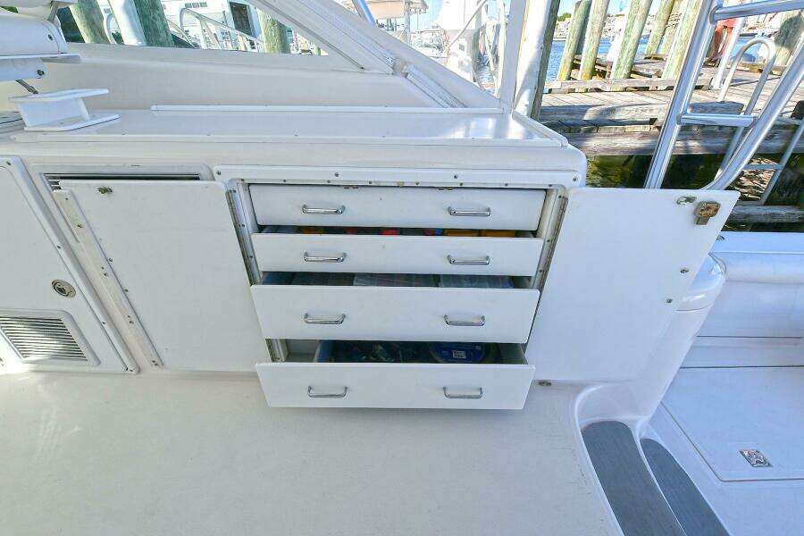 TRIOS 40ft Cabo Yacht For Sale