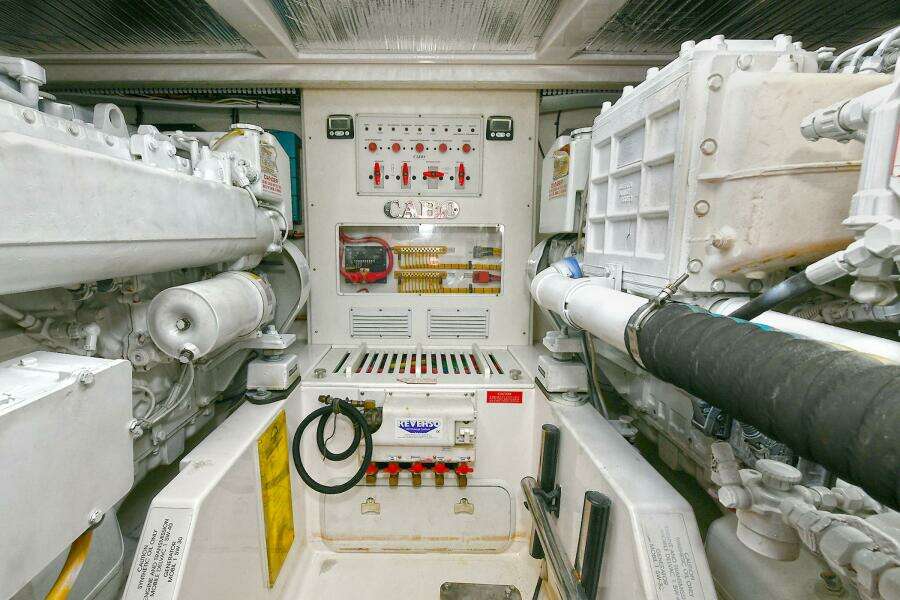 TRIOS 40ft Cabo Yacht For Sale