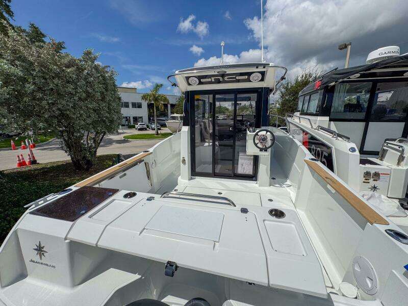 26ft Jeanneau Yacht For Sale