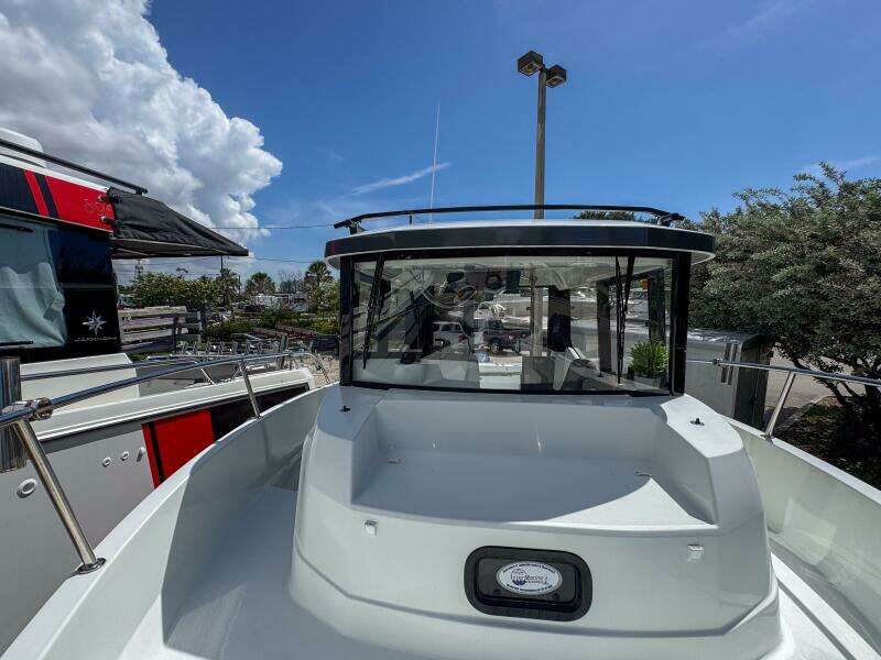 26ft Jeanneau Yacht For Sale