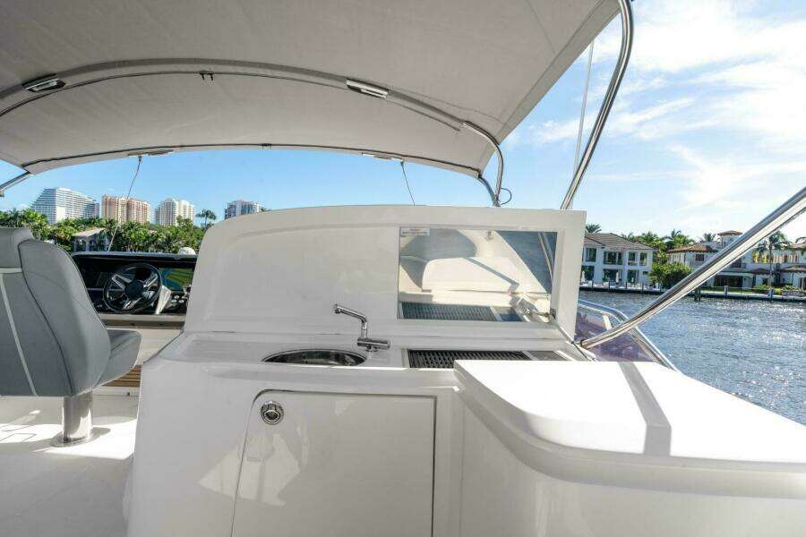 ABOVE DECK 60ft Princess Yacht For Sale