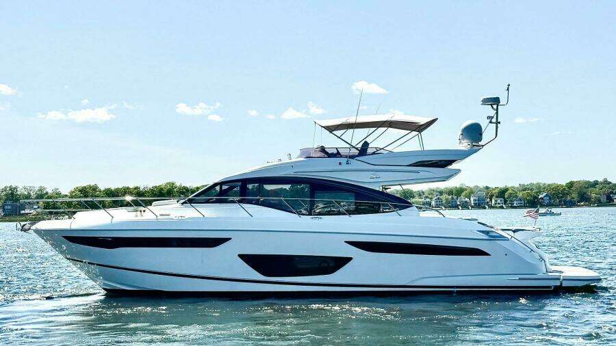 ABOVE DECK 60ft Princess Yacht For Sale