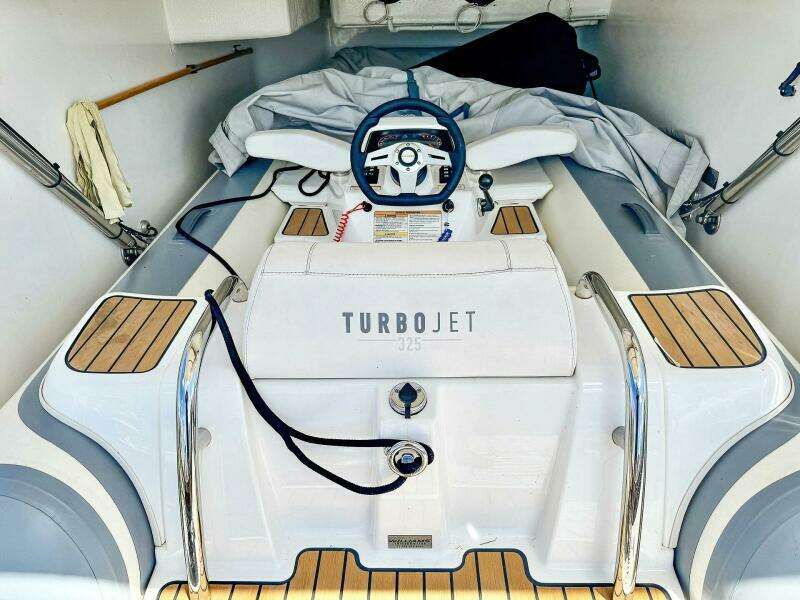 ABOVE DECK 60ft Princess Yacht For Sale