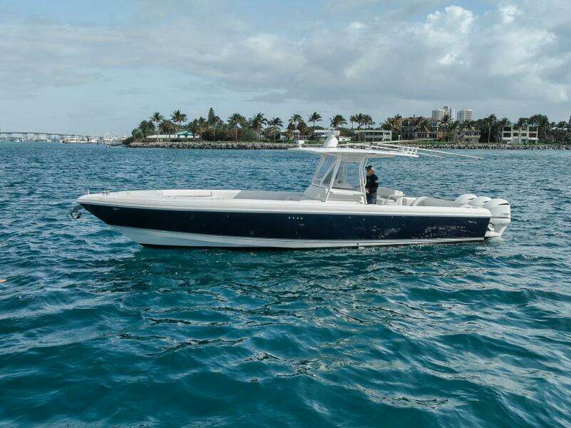 37ft Intrepid Yacht For Sale