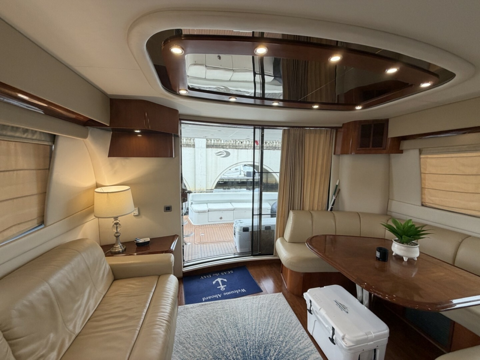 2006 Carver 56 VOYAGER